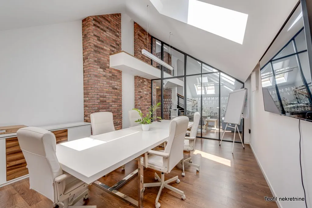 Rent, office space, 230m², Stari Grad, Beograd
