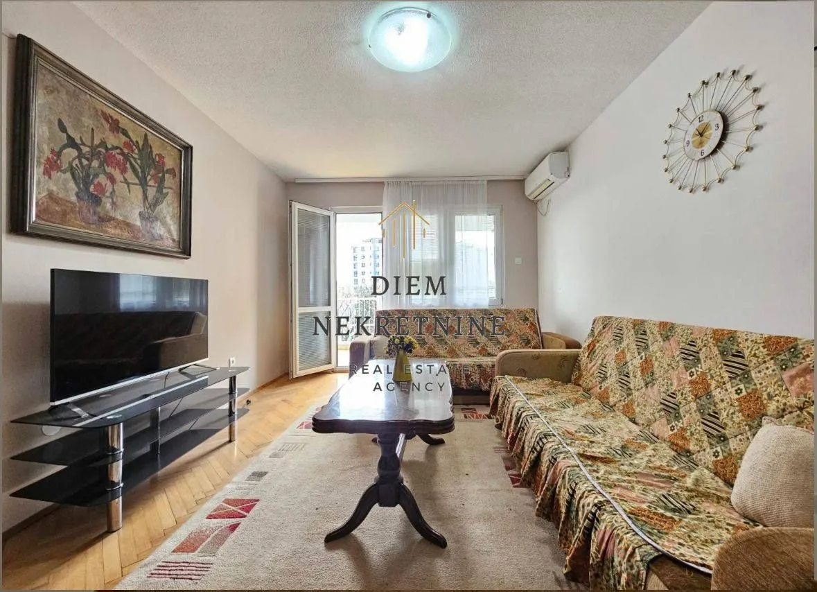 Rent, one bedroom apartment, 60m², Centar, Bar