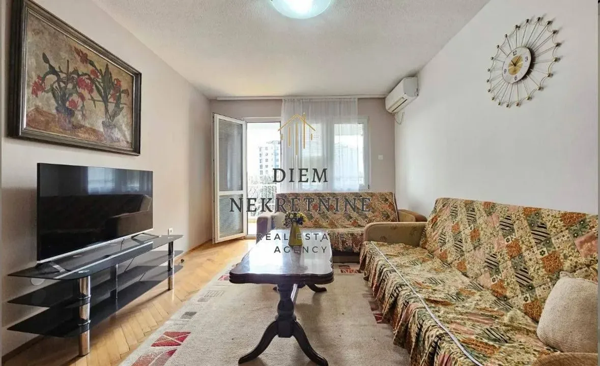 Rent, one bedroom apartment, 60m², Centar, Bar