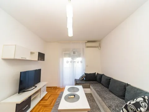 Izdavanje, jednosoban stan, 43m², Zabjelo, Podgorica - image 1