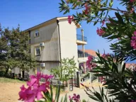 Izdavanje, jednosoban stan, 46m², Baošići, Herceg Novi - image 3