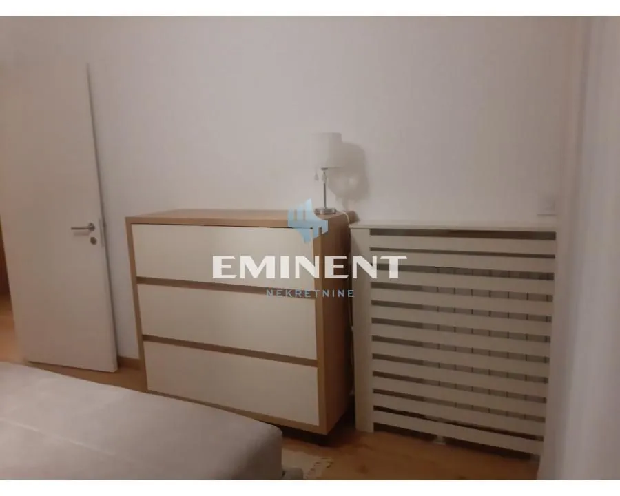 Izdavanje, dvosoban stan, 54m², Novi Beograd Blok 65, Novi Beograd Sve Podlokacije
