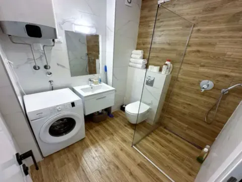 Stan-na-dan, dvosoban stan, 50m², Vezirov Most, Podgorica - image 3