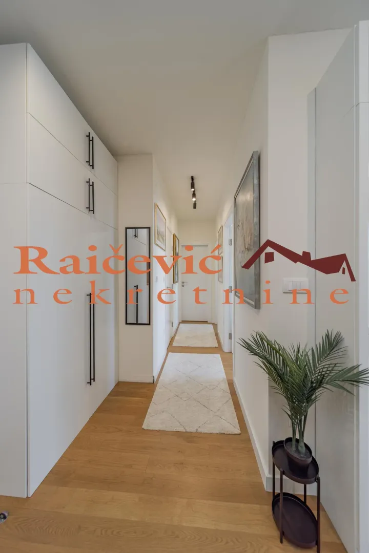Prodaja, trosoban stan, 67m², Cerak, Beograd