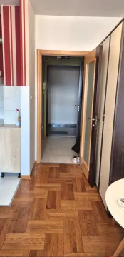 Prodaja, jednosoban stan, 32m², Pobrežje, Podgorica - image 2