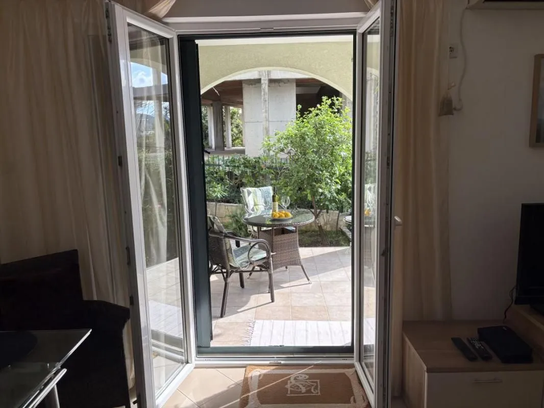 Prodaja, jednosoban stan, 48m², Petrovac, Budva