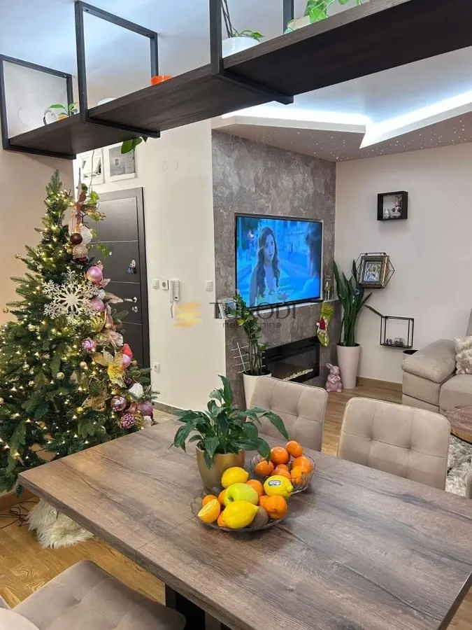 Prodaja, trosoban stan, 58m², Sremska Kamenica, Petrovaradin
