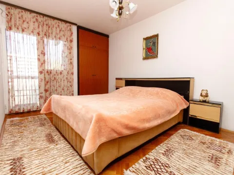 Izdavanje, dvosoban stan, 64m², Makedonsko naselje, Bar - image 7