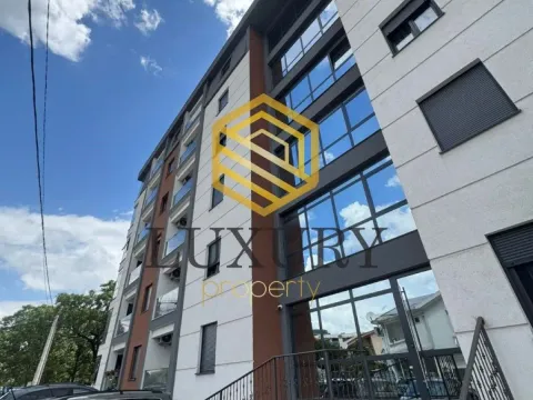 Izdavanje, dvosoban stan, 58m², Central Point, Podgorica - image 2