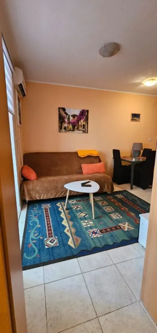 Rent, one bedroom apartment, 33m², Budva, Crna Gora