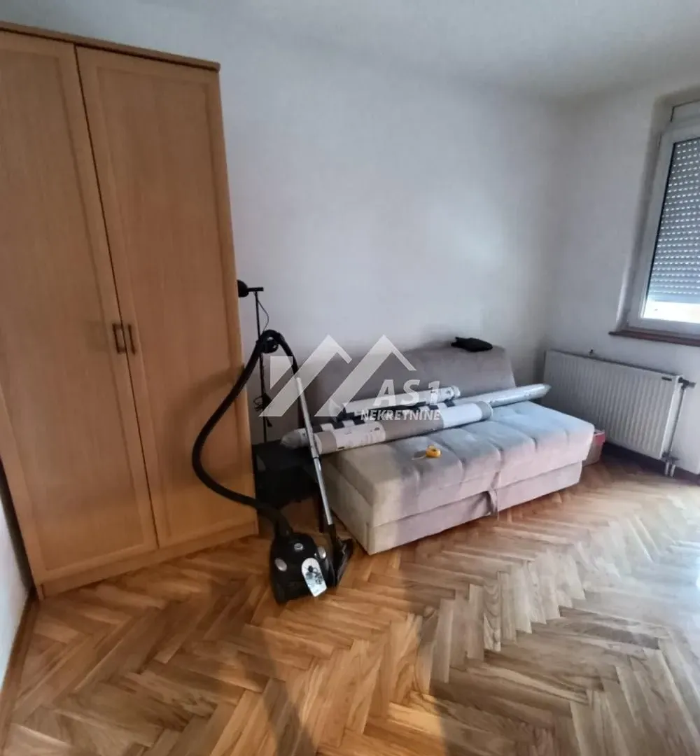 Izdavanje, dvosoban stan, 55m², Bulevar Oslobodjenja, Novi Sad Sve Podlokacije