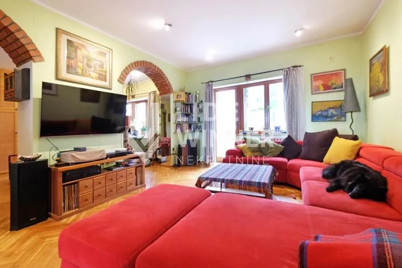 Sale, apartment, 281m², Voždovačka Crkva, Voždovac Sve Podlokacije