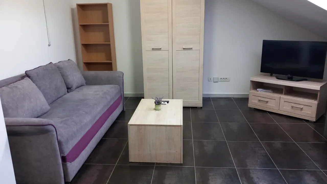 Izdavanje, stan, 32m², Ljubović, Podgorica