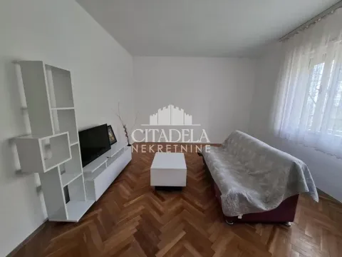 Izdavanje, trosoban stan, 78m², Kanarevo Brdo, Beograd - image 3