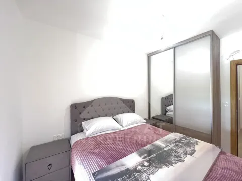 Izdavanje, jednosoban stan, 47m², New City, Podgorica - image 6