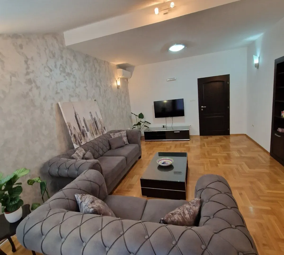 Rent, apartment, 115m², Tološi, Podgorica