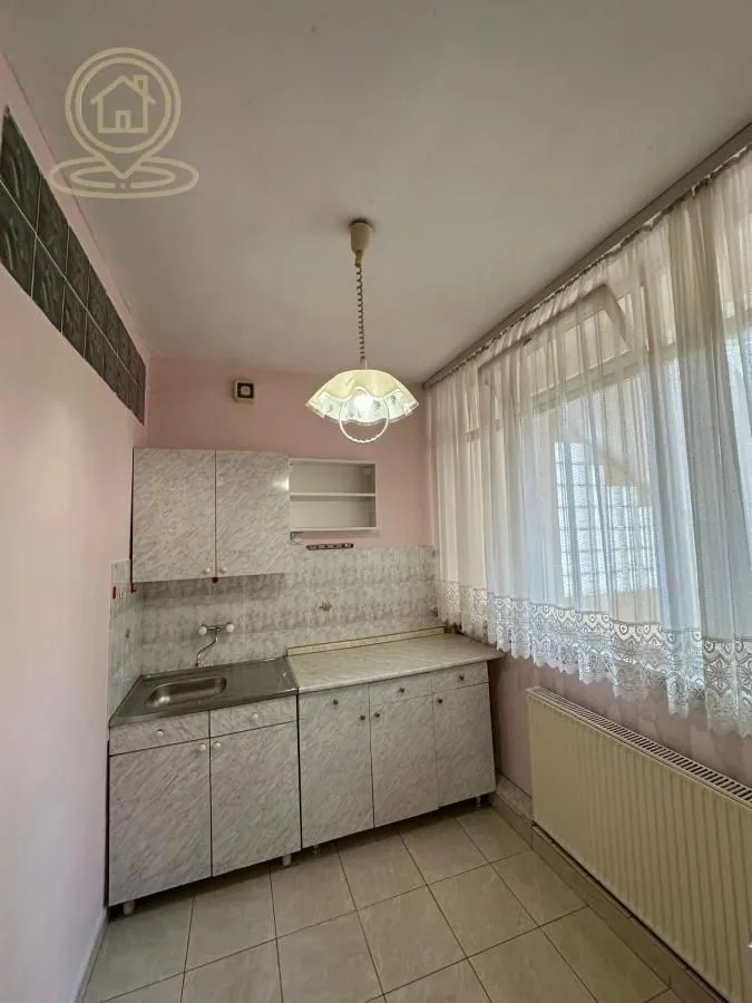 Rent, office space, 115m², Crveni Krst, Niš