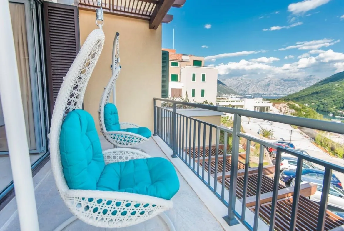 Prodaja, jednosoban stan, 66m², Morinj, Kotor