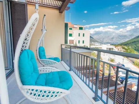 Sale, one bedroom apartment, 66m², Morinj, Kotor - image 9