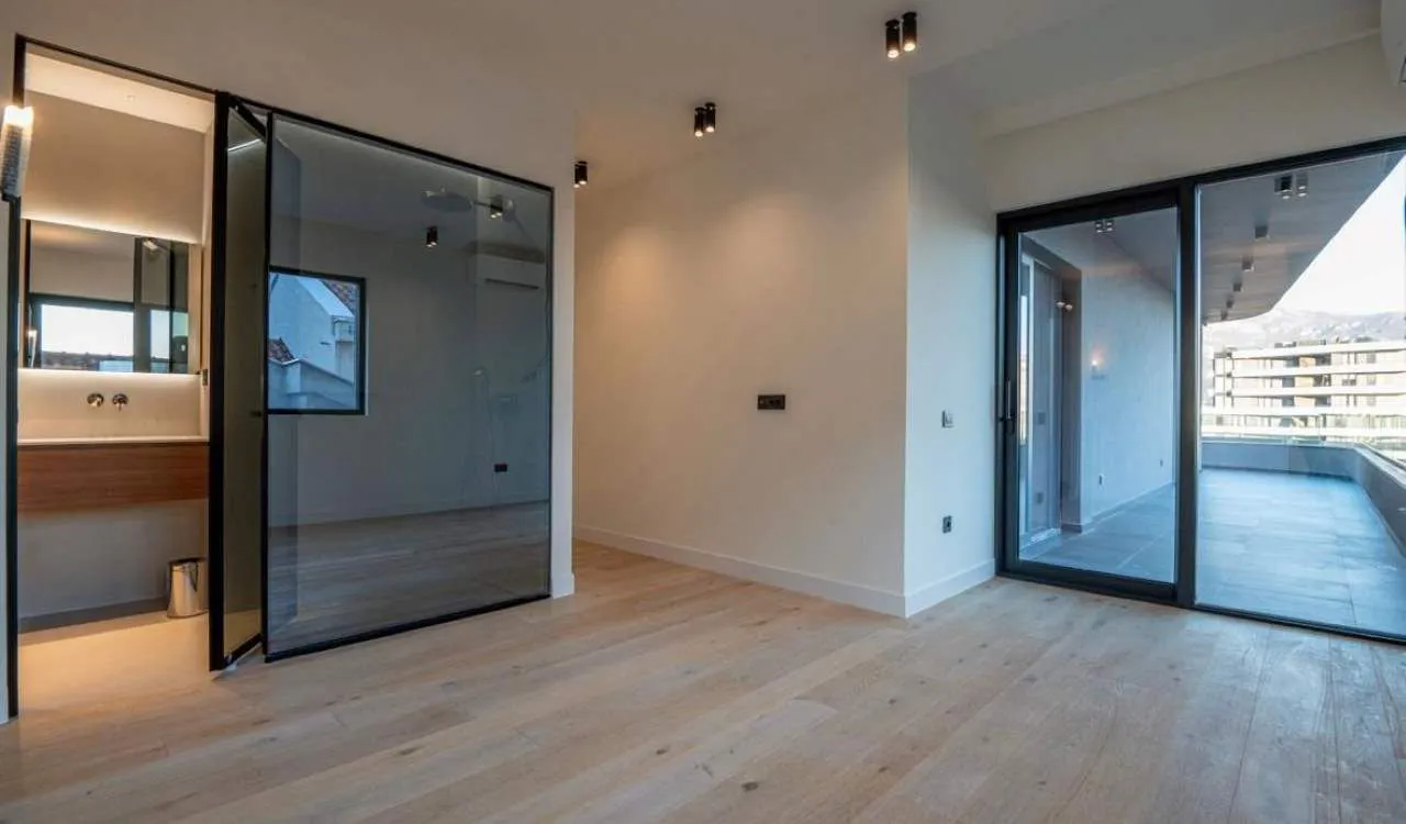 Prodaja, trosoban stan, 149m², Gospoština, Budva