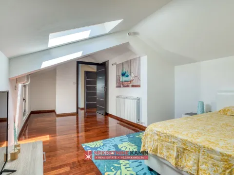 Sale, four bedroom apartment, 188m², Rozino, Budva - image 16