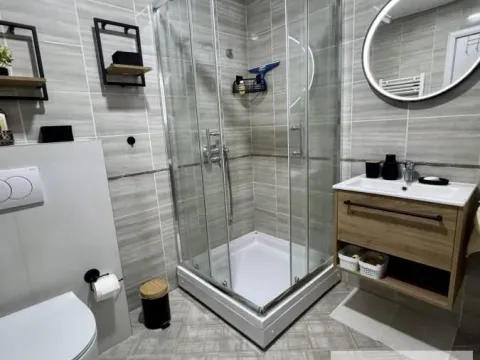 Rent, two bedroom apartment, 40m², Šumice, Beograd - image 16