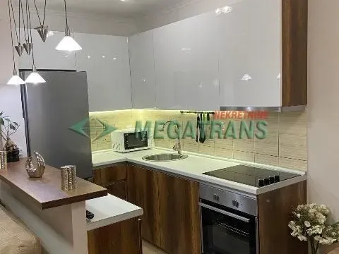 Izdavanje, četvorosoban stan, 130m², Grbavica, Novi Sad Sve Podlokacije - image 6