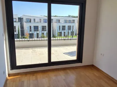 Sale, two bedroom apartment, 101m², Zagorič, Podgorica - image 7