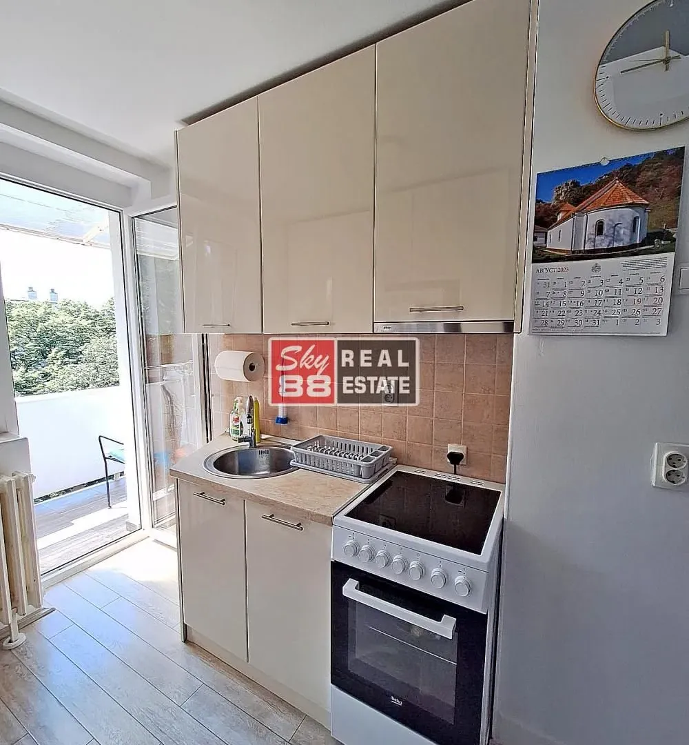 Prodaja, trosoban stan, 58m², Bulbulder, Zvezdara Sve Podlokacije
