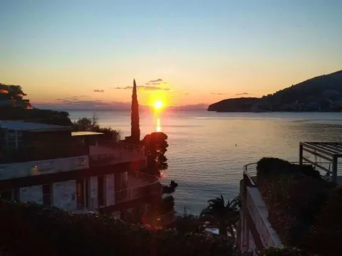 Sale, three bedroom apartment, 167m², Budva, Crna Gora - image 7