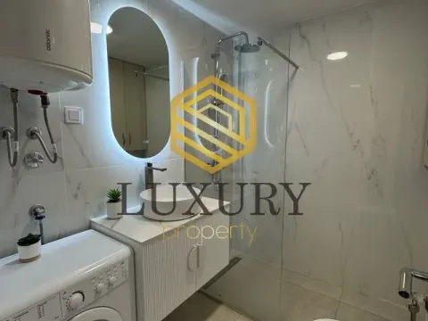 Sale, two bedroom apartment, 74m², Bečići, Budva - image 15