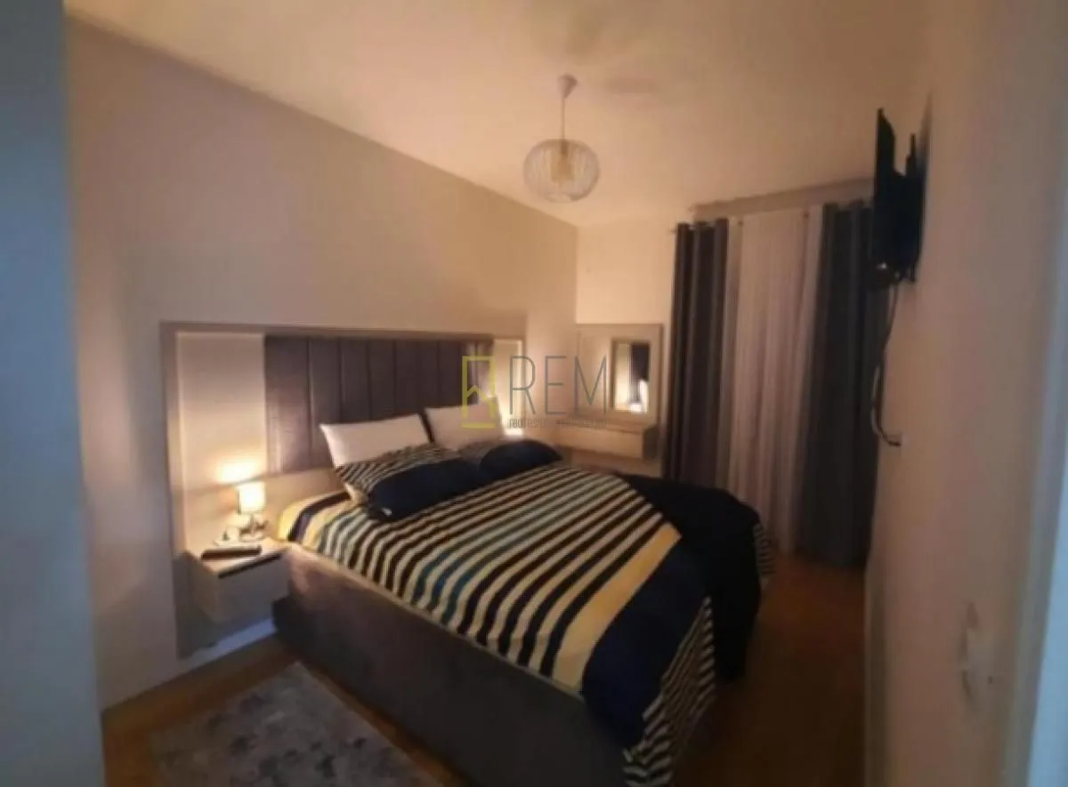 Izdavanje, jednosoban stan, 40m², City Kvart, Podgorica
