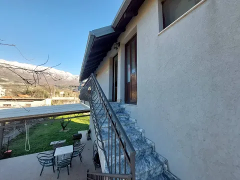 Rent, one bedroom apartment, 50m², Radanovići, Kotor - image 9