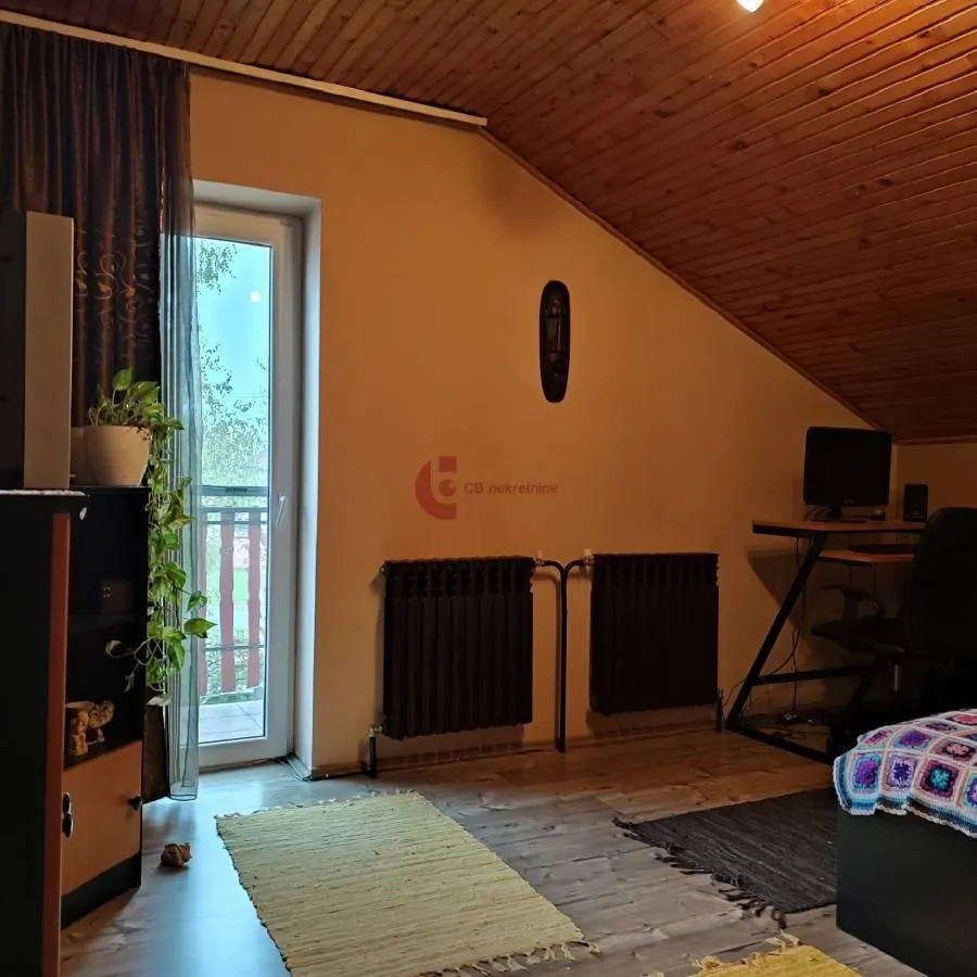 Prodaja, kuća, 210m², Novo Selo, Subotica