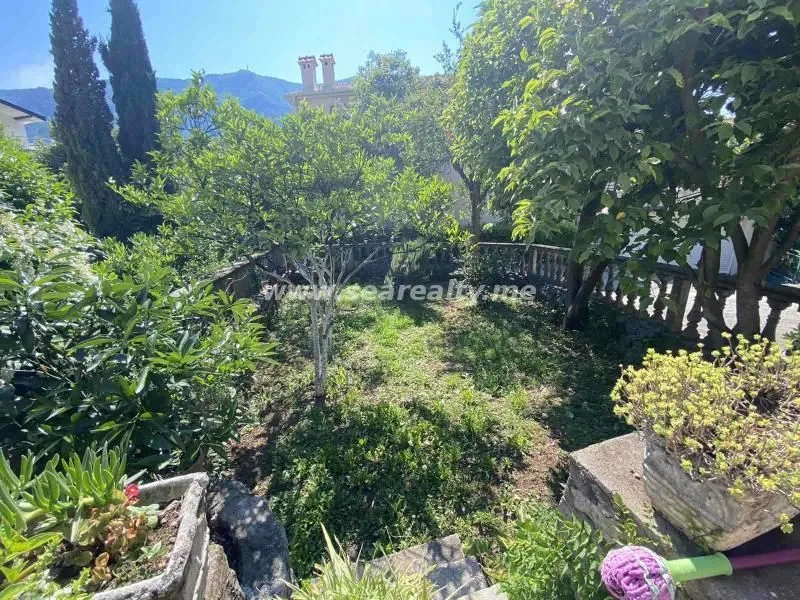Sale, house, 190m², Dobrota, Kotor