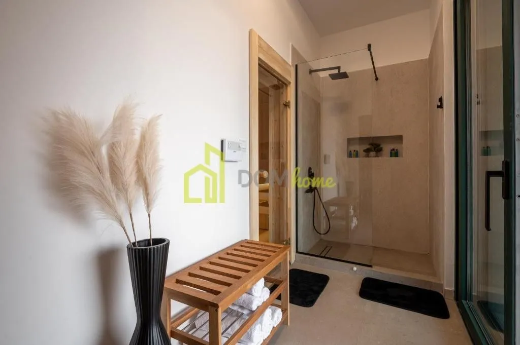 Sale, house, 270m², Bar, Crna Gora