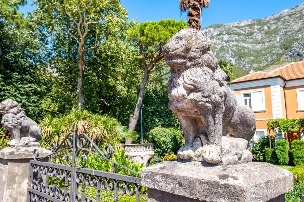 Sale, house, 112m², Risan, Kotor