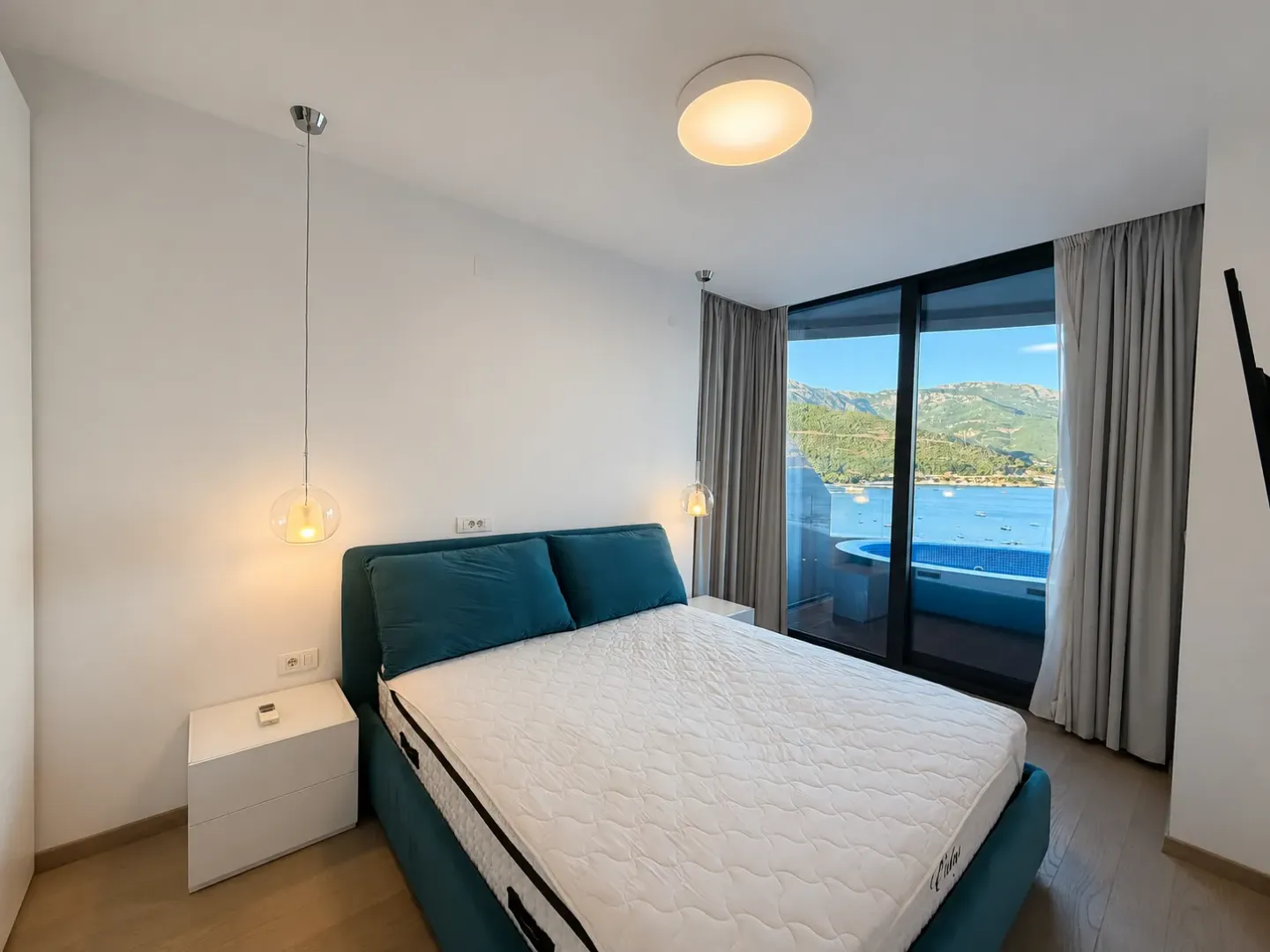 Rent, two bedroom apartment, 117m², Centar, Budva