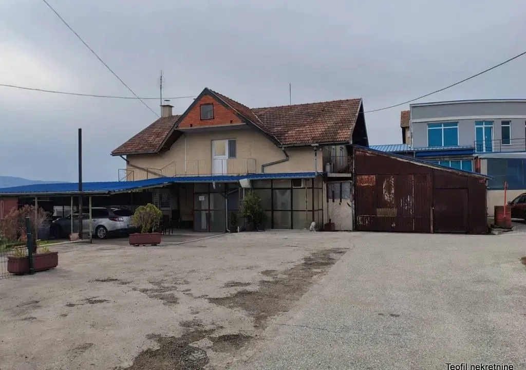 Rent, office space, 630m², Paraćin, Srbija