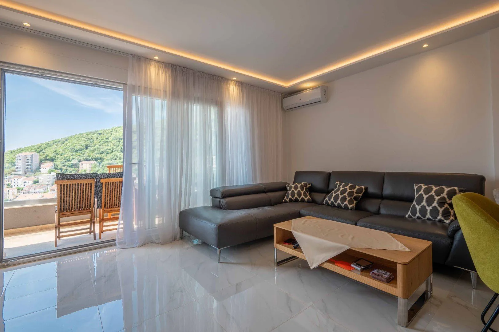 Prodaja, trosoban stan, 104m², Budva, Crna Gora