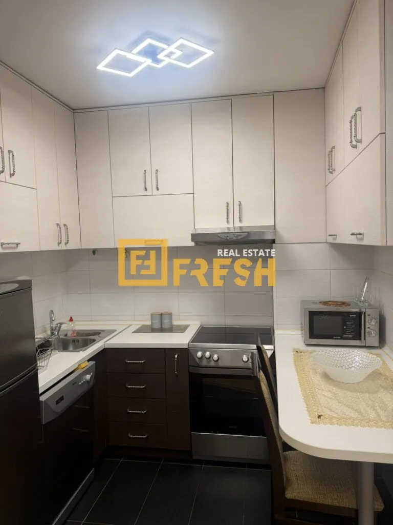 Prodaja, dvosoban stan, 59m², Krivi Most, Podgorica