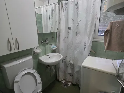 Rent, two bedroom apartment, 65m², Blok 5, Podgorica - image 12