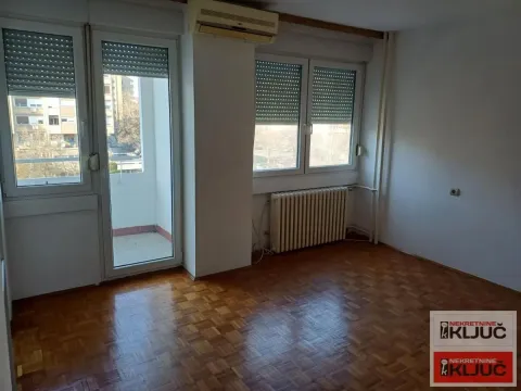 Izdavanje, jednosoban stan, 43m², Liman 3, Novi Sad Sve Podlokacije - image 7