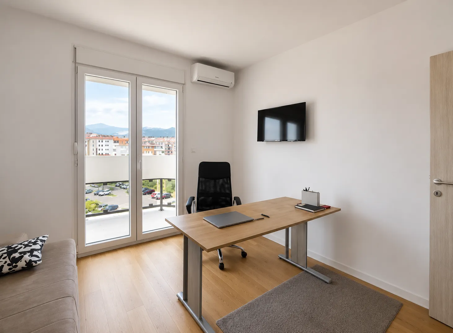 Izdavanje, poslovni prostor, 103m², Ljubović, Podgorica