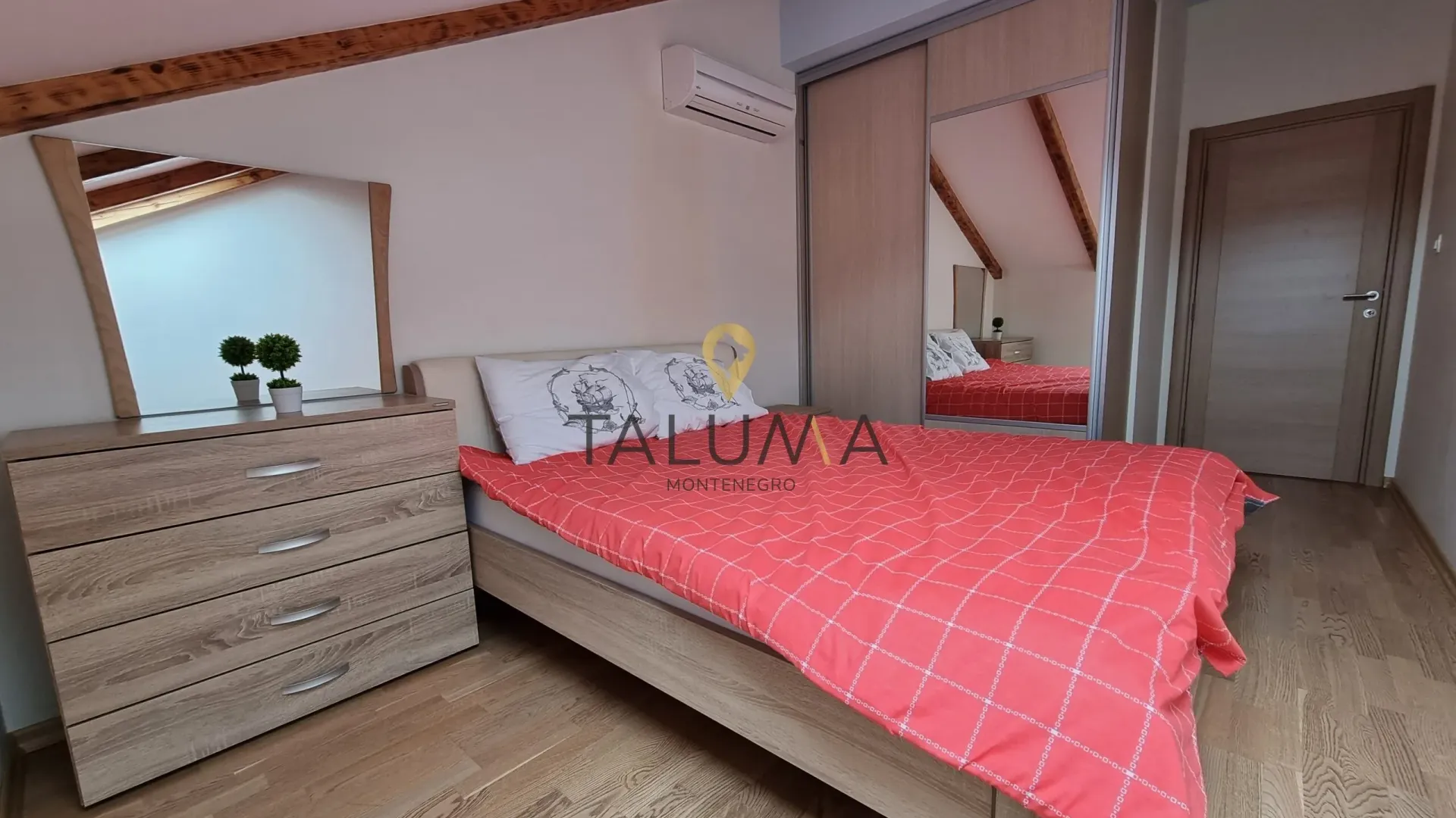 Sale, apartment, 137m², Bečići, Budva