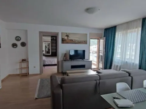 Izdavanje, dvosoban stan, 73m², Centar, Budva - image 6