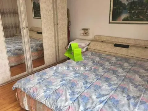 Prodaja, kuća, 300m², Ledena Stena, Niš - image 6