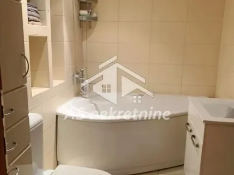 Izdavanje, četvorosoban stan, 100m², Novi Beograd Blok 37, Novi Beograd Sve Podlokacije - image 10