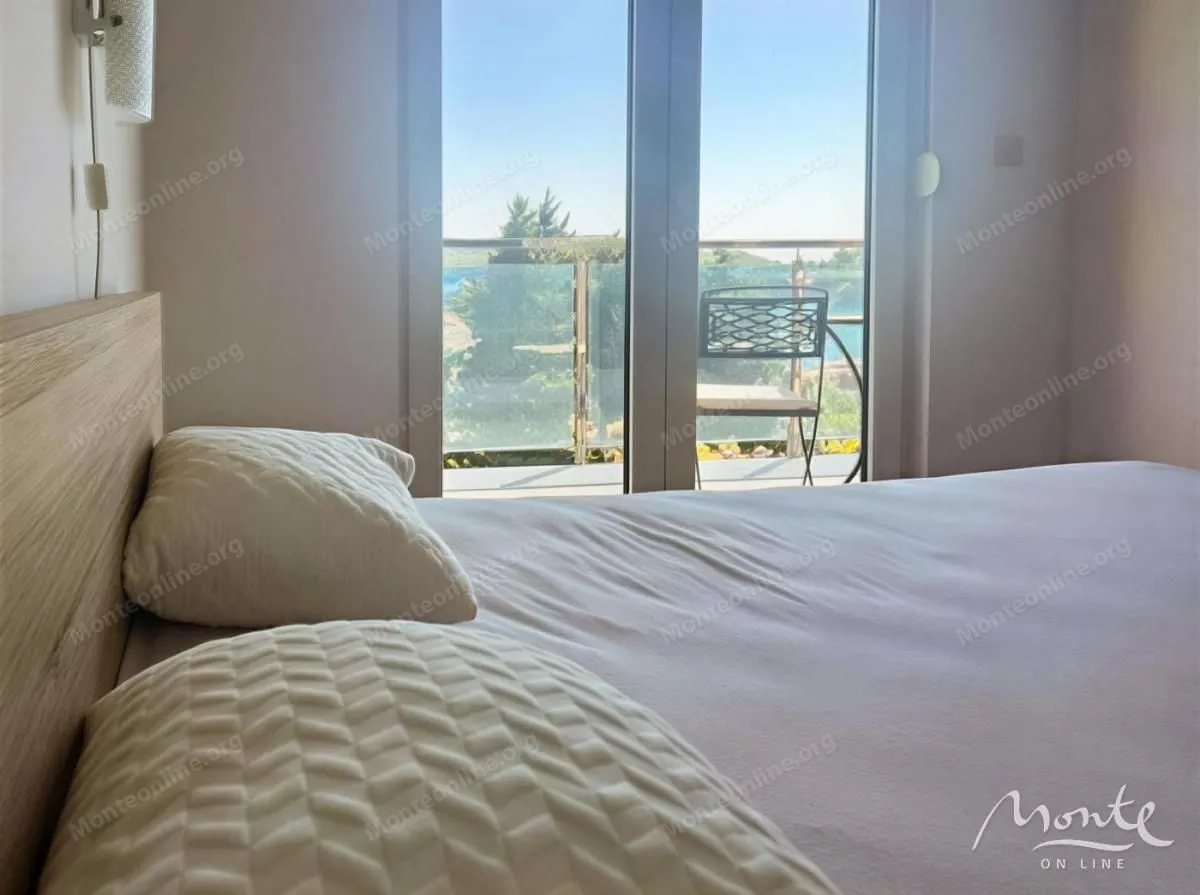 Sale, two bedroom apartment, 58m², Bečići, Budva