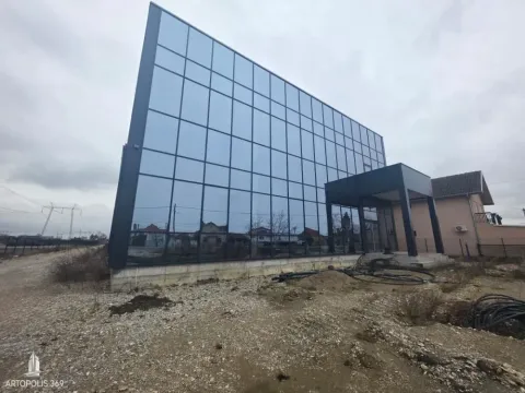 Izdavanje, poslovni prostor, 3500m², Šimanovci, Pećinci - image 1